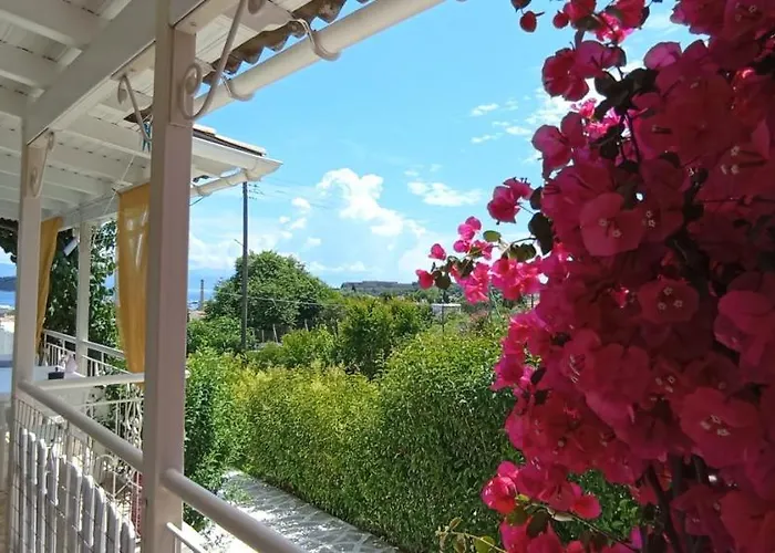 Summer House In Corfu Town Mantouki