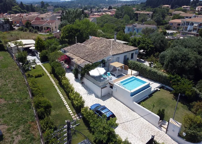 Summer House In Corfu Town *